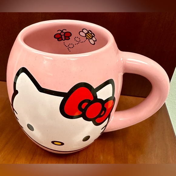 Hello Kitty Oval 18 oz Pink Coffee Mug 18062 Large - Picture 2 of 4